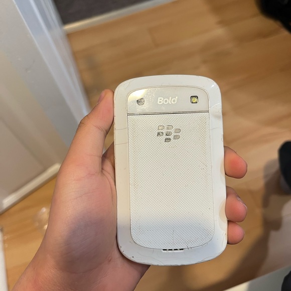 Blackberry phone - Picture 2 of 2